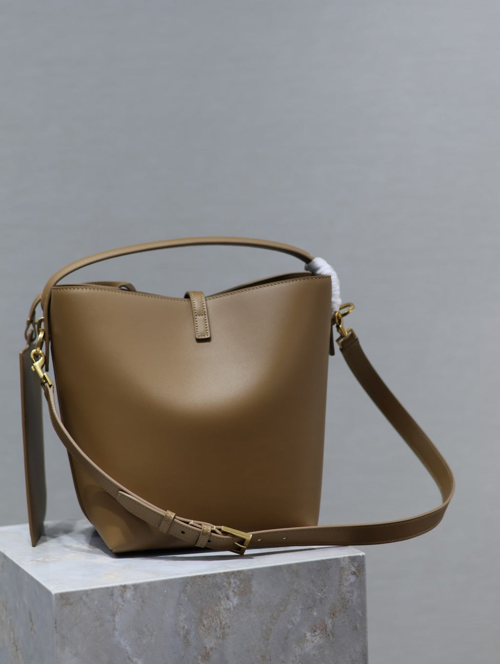 SAINT LAURENT YSL 25S LE 5 À 7 BAG 26 IN BROWN CALFSKIN GOLD HARDWRE