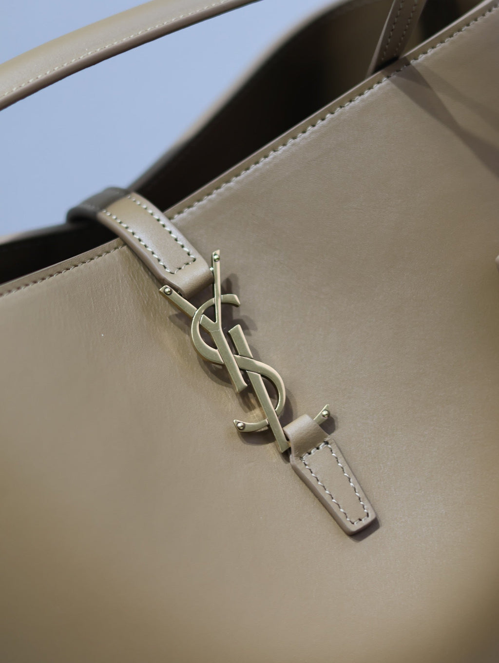 SAINT LAURENT YSL 25S LE 5 À 7 BAG 26 IN BROWN CALFSKIN GOLD HARDWRE