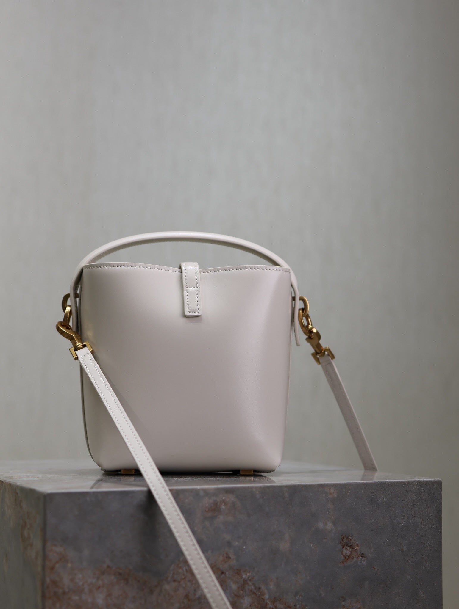 SAINT LAURENT YSL 25S LE 37 MINI 15 IN DUSTY GRAY CALFSKIN GOLD HARDWRE