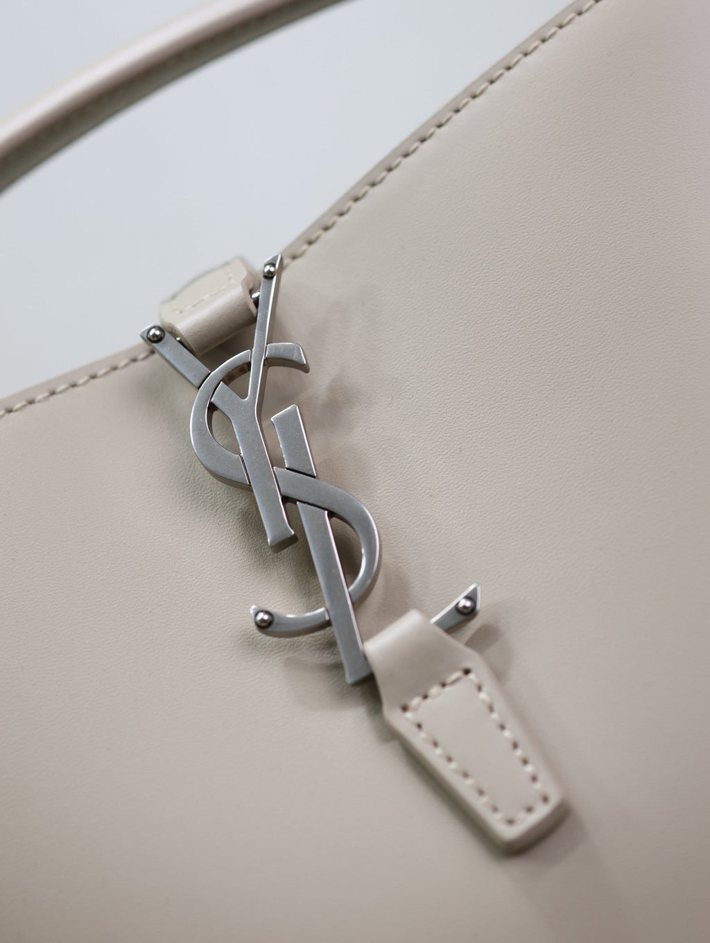 SAINT LAURENT YSL 25S LE 37 BAG 20 IN DUSTY GRAY CALFSKIN SILVER HARDWRE
