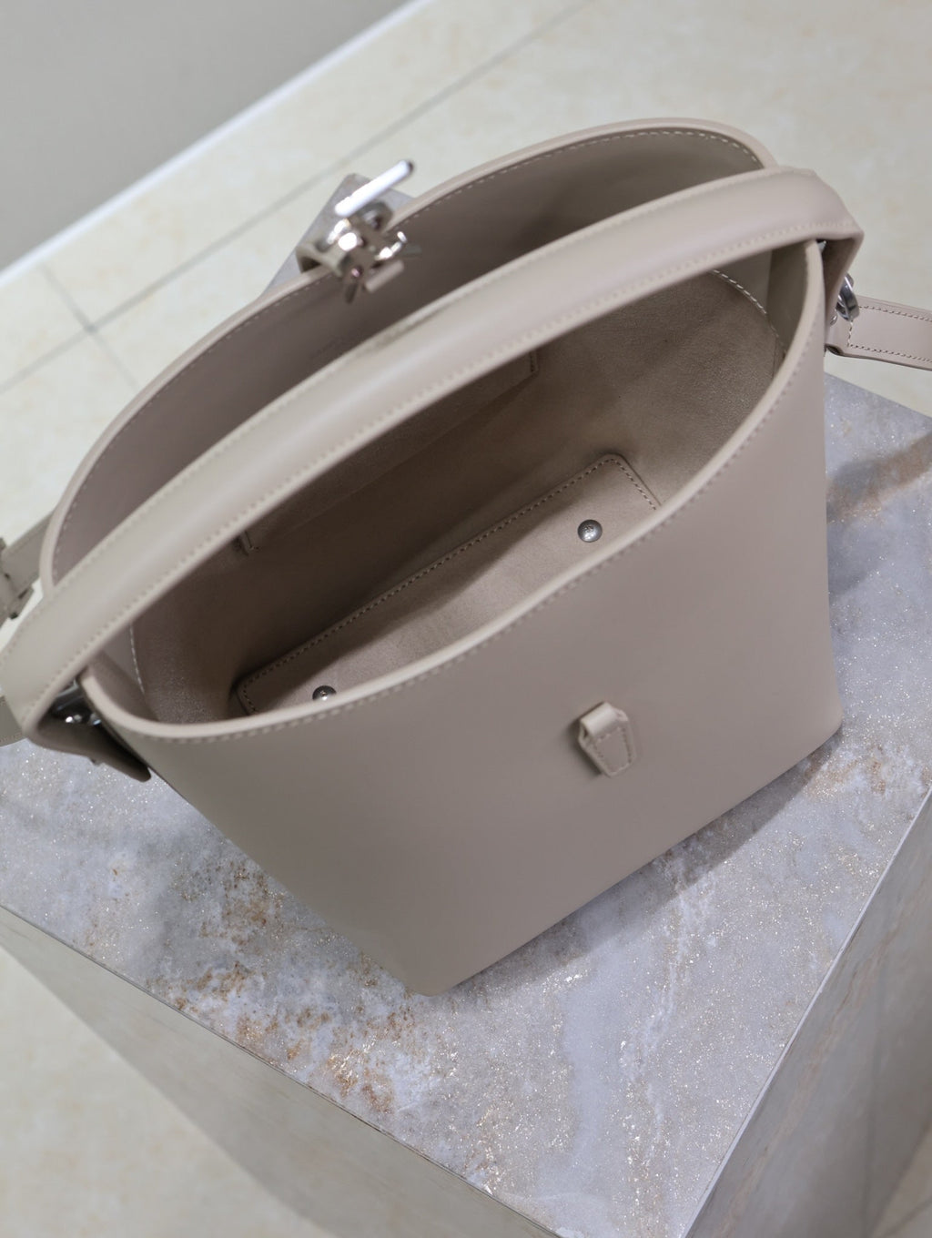 SAINT LAURENT YSL 25S LE 37 BAG 20 IN DUSTY GRAY CALFSKIN SILVER HARDWRE