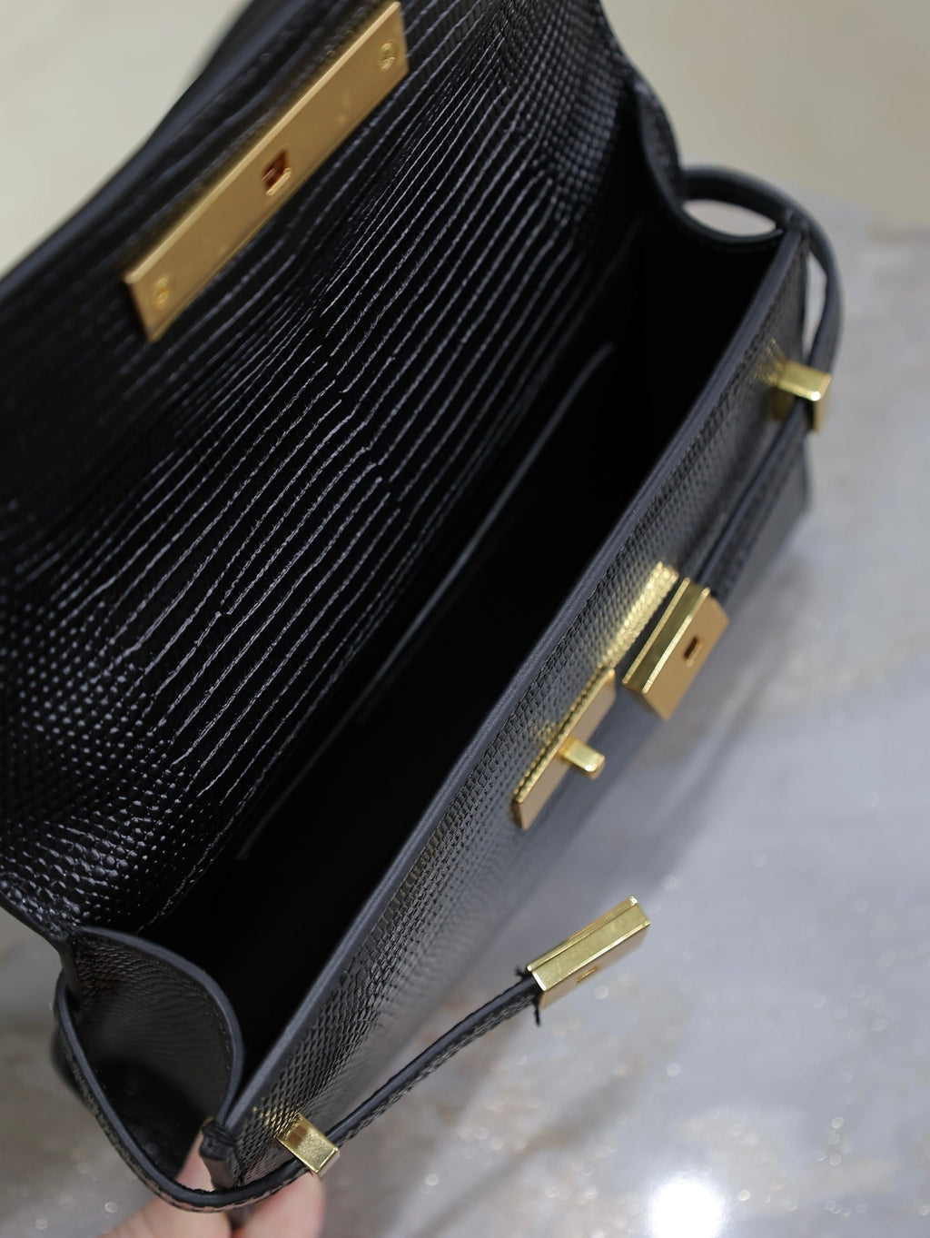 SAINT LAURENT YSL 25S MINI MANHATTAN 19 IN BLACK SHINY CROCODILE CALFSKIN GOLD HARDWRE