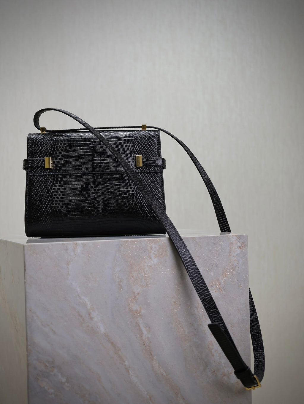 SAINT LAURENT YSL 25S MINI MANHATTAN 19 IN BLACK SHINY CROCODILE CALFSKIN GOLD HARDWRE