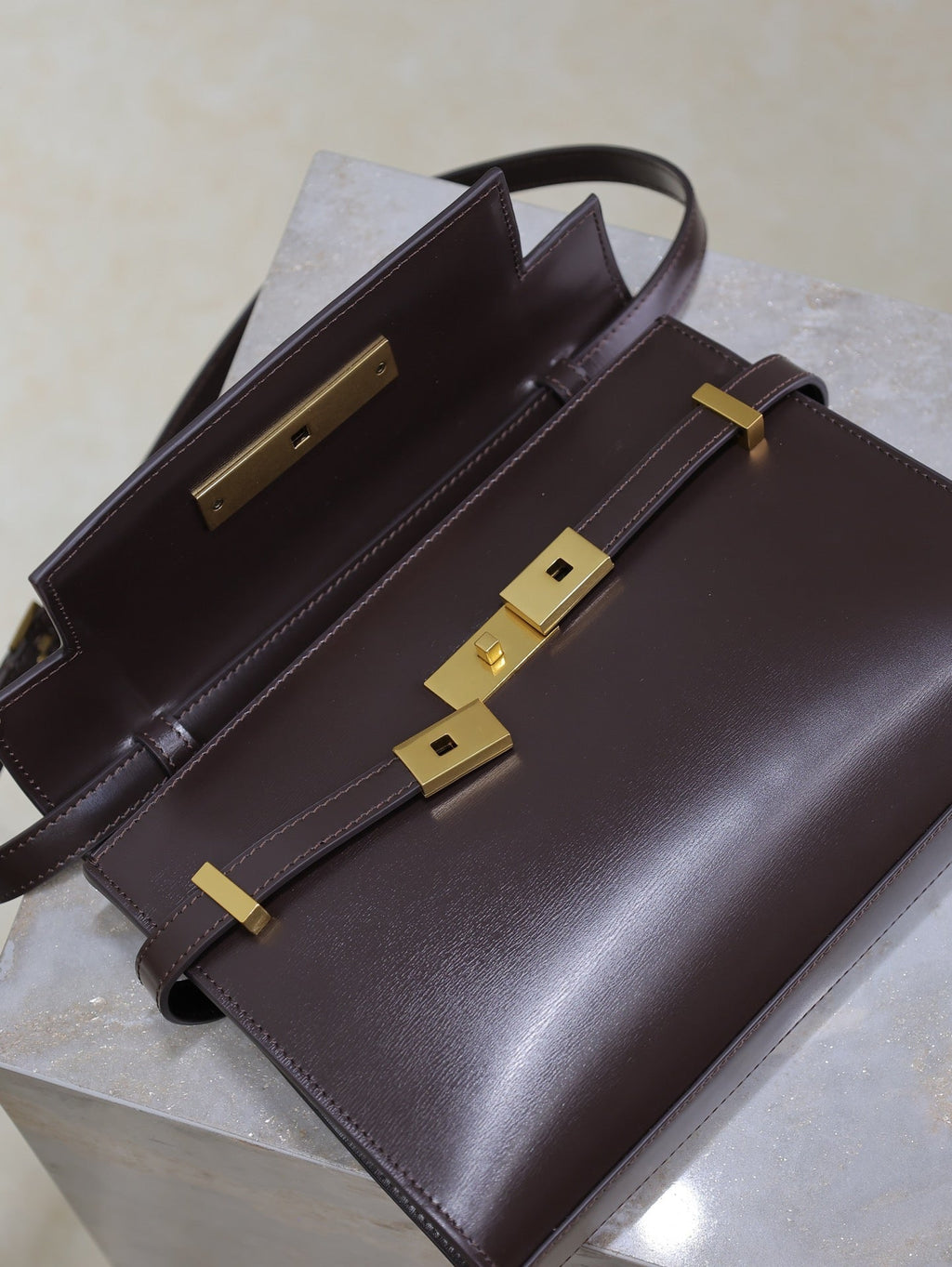 SAINT LAURENT YSL 25S MANHATTAN SMALL 24 IN ROUGE CABERNET CALFSKIN GOLD HARDWARE