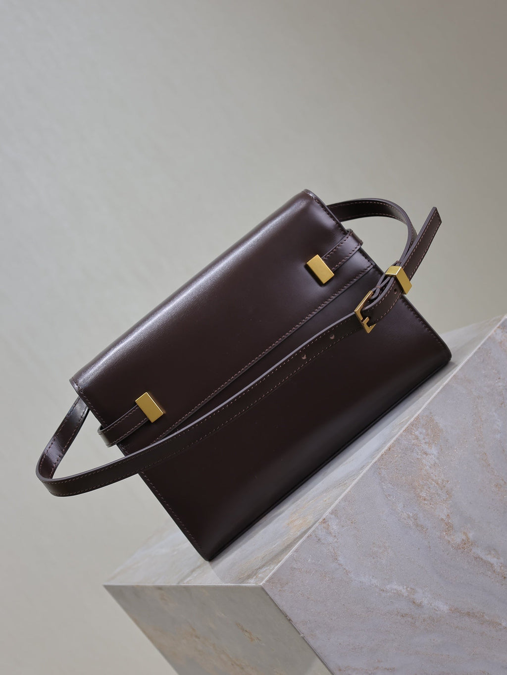SAINT LAURENT YSL 25S MANHATTAN SMALL 24 IN ROUGE CABERNET CALFSKIN GOLD HARDWRE
