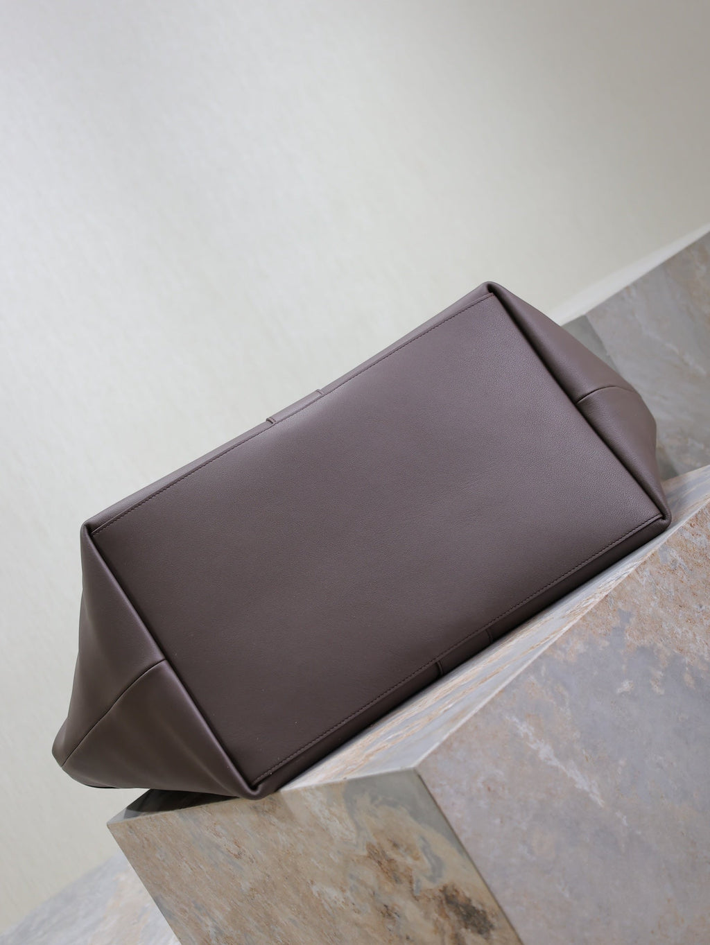 SAINT LAURENT YSL 25S Y TOTE 50 IN PURPLE BROWN CALFSKIN GOLD HARDWRE