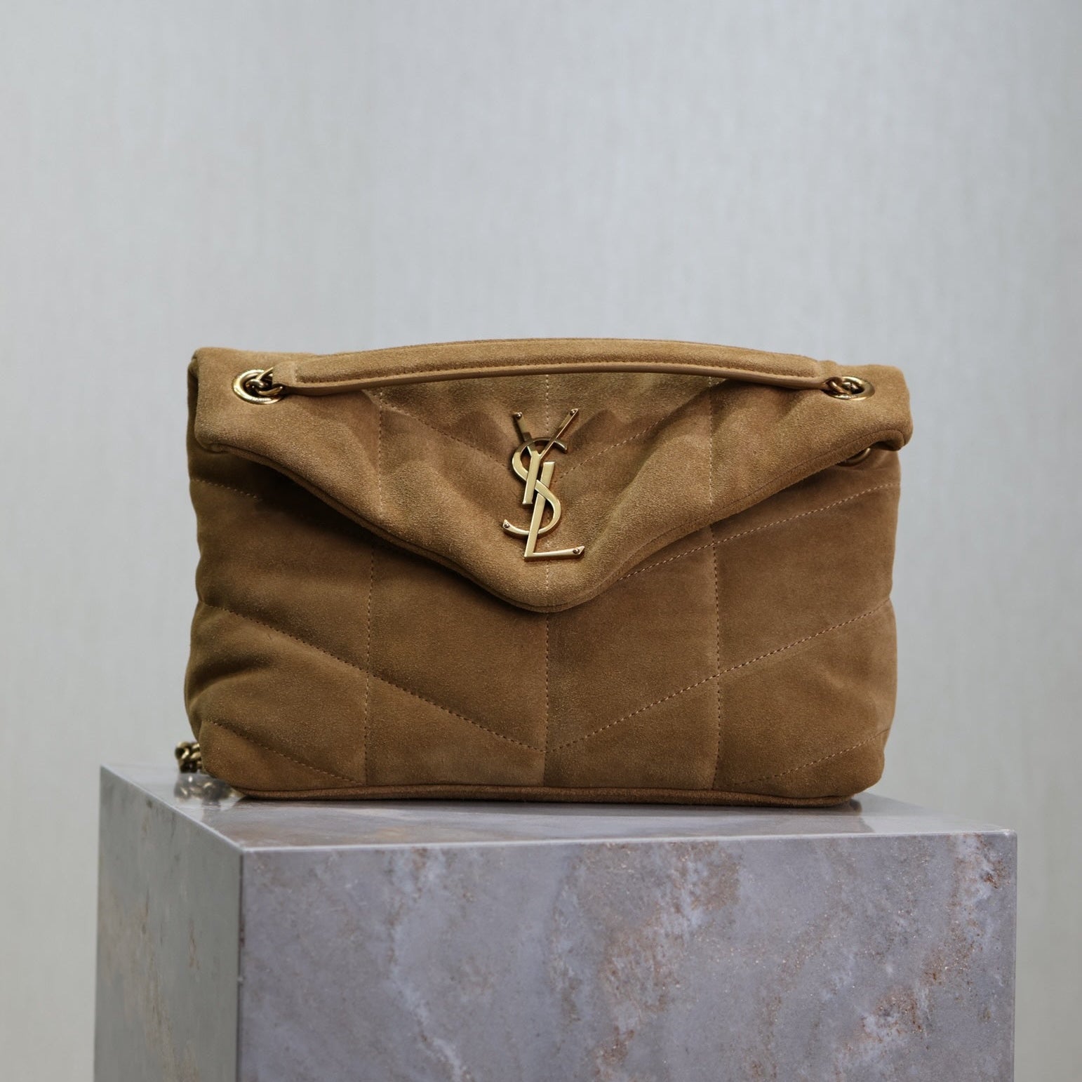 SAINT LAURENT YSL 25S LOULOU PUFFER MM 29 IN TAN BROWN SUEDE GOLD HARDWRE