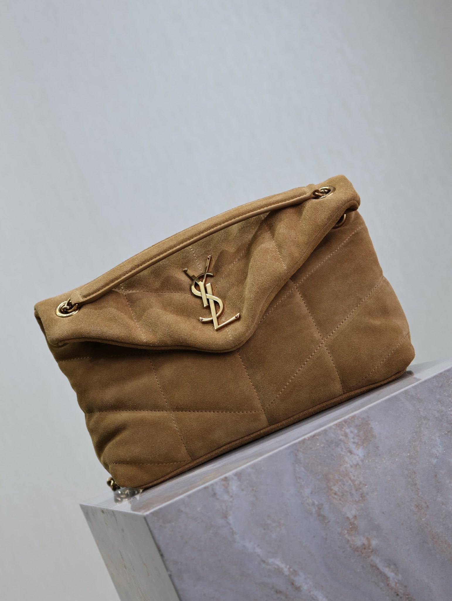 SAINT LAURENT YSL 25S LOULOU PUFFER MM 29 IN TAN BROWN SUEDE GOLD HARDWARE