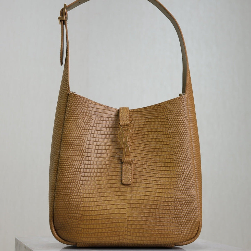 SAINT LAURENT LE 5 À 7 SMALL SUPPLE 23 IN CIDER BROWN LIZARD-EMBOSSED CALFSKIN