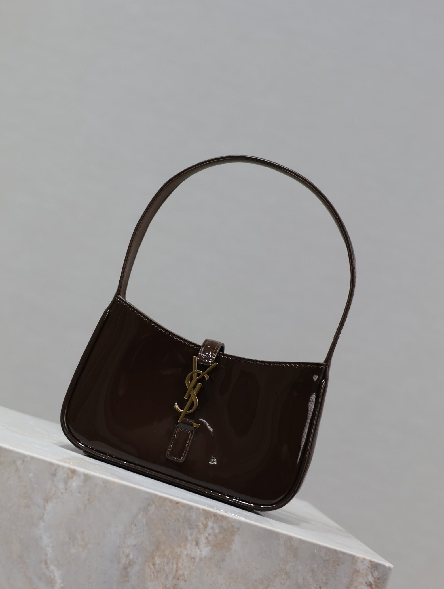 SAINT LAURENT LE 5 À 7 MINI BAG 19 IN CHOCOLATE PATENT CALFSKIN GOLD LOGO
