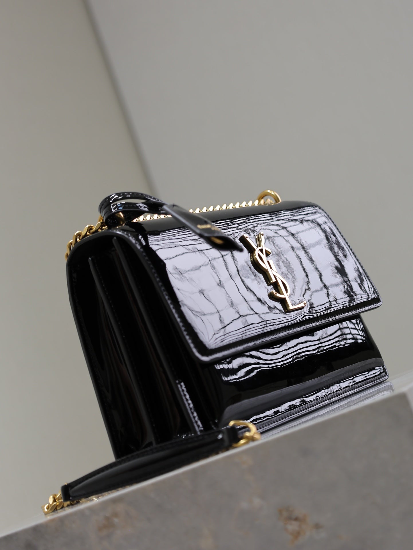 SAINT LAURENT YSL 25S SUNSET MEDIUM 22 IN BLACK SHINY CALFSKIN GOLD HARDWARE