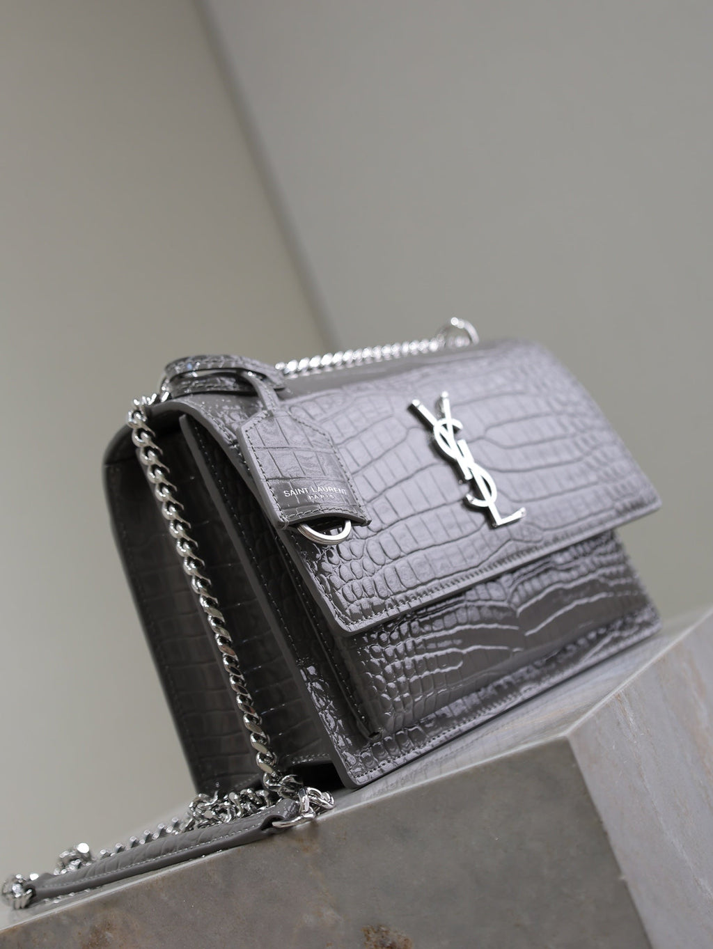 SAINT LAURENT YSL 25S SUNSET MEDIUM 22 IN DARK GRAY CROCODILE-EMBOSSED SHINY CALFSKIN SILVER HARDWRE