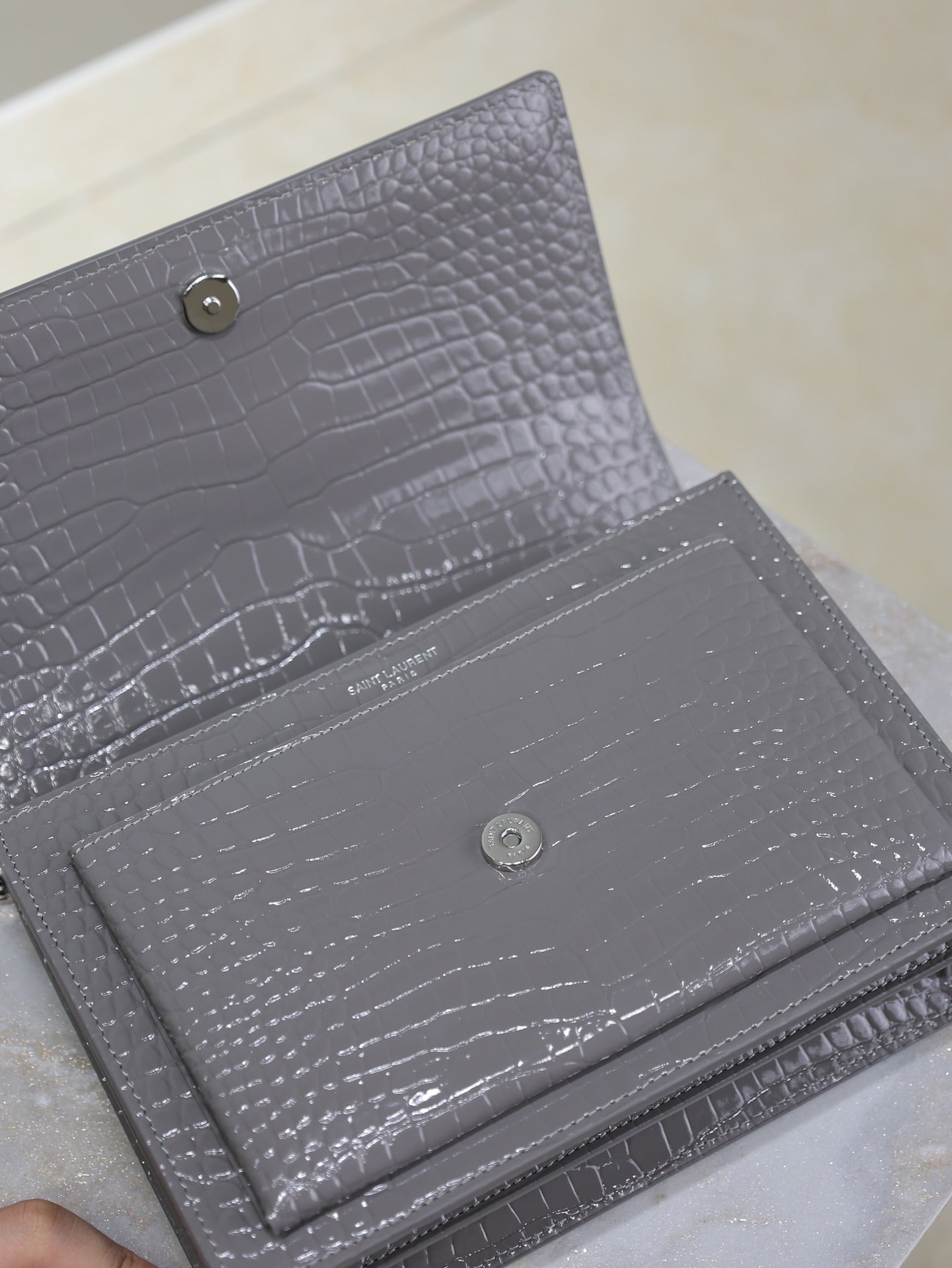 SAINT LAURENT YSL 25S SUNSET MEDIUM 22 IN DARK GRAY CROCODILE-EMBOSSED SHINY CALFSKIN SILVER HARDWARE