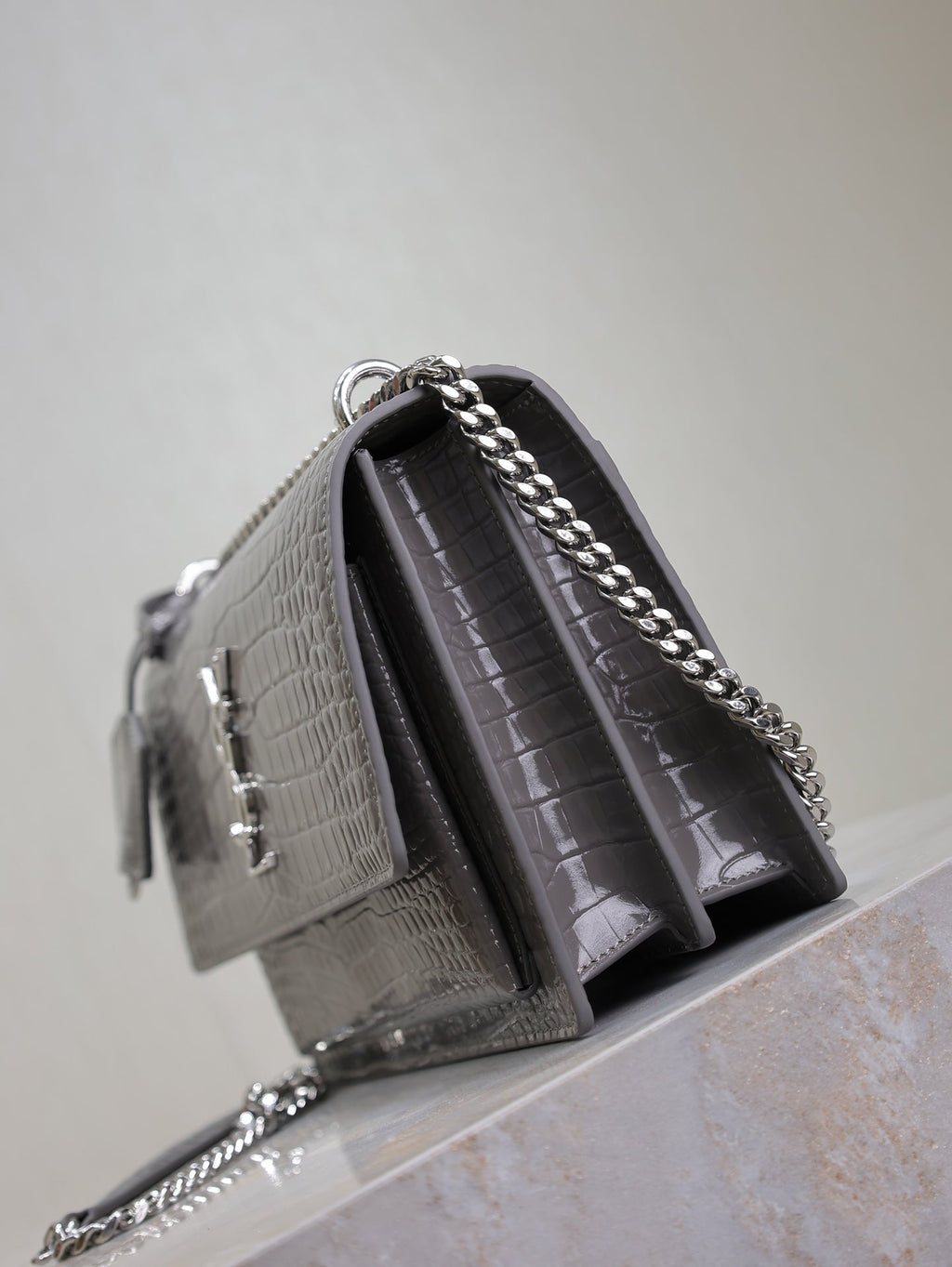 SAINT LAURENT YSL 25S SUNSET MEDIUM 22 IN DARK GRAY CROCODILE-EMBOSSED SHINY CALFSKIN SILVER HARDWARE