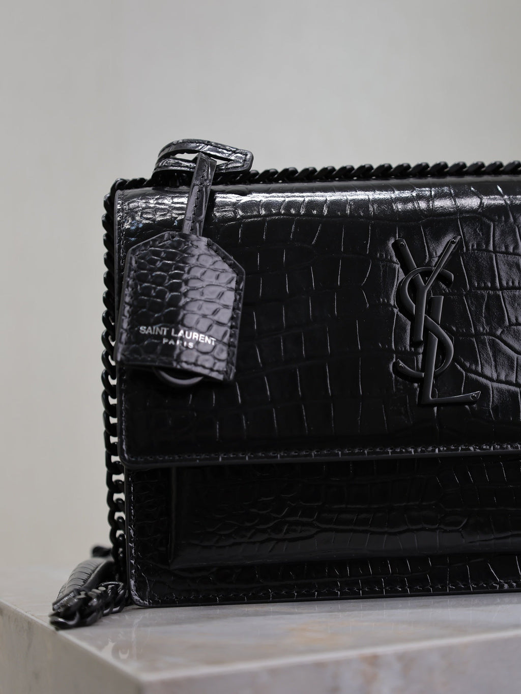 SAINT LAURENT YSL 25S SUNSET MEDIUM 22 IN BLACK CROCODILE-EMBOSSED SHINY CALFSKIN BLACK HARDWRE