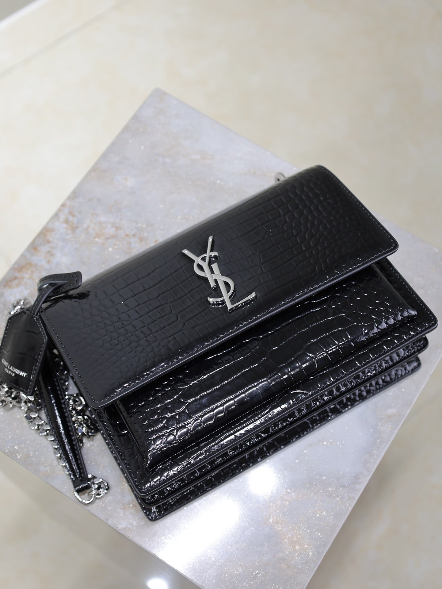 SAINT LAURENT YSL 25S SUNSET MEDIUM 22 IN BLACK CROCODILE-EMBOSSED SHINY CALFSKIN SILVER HARDWARE