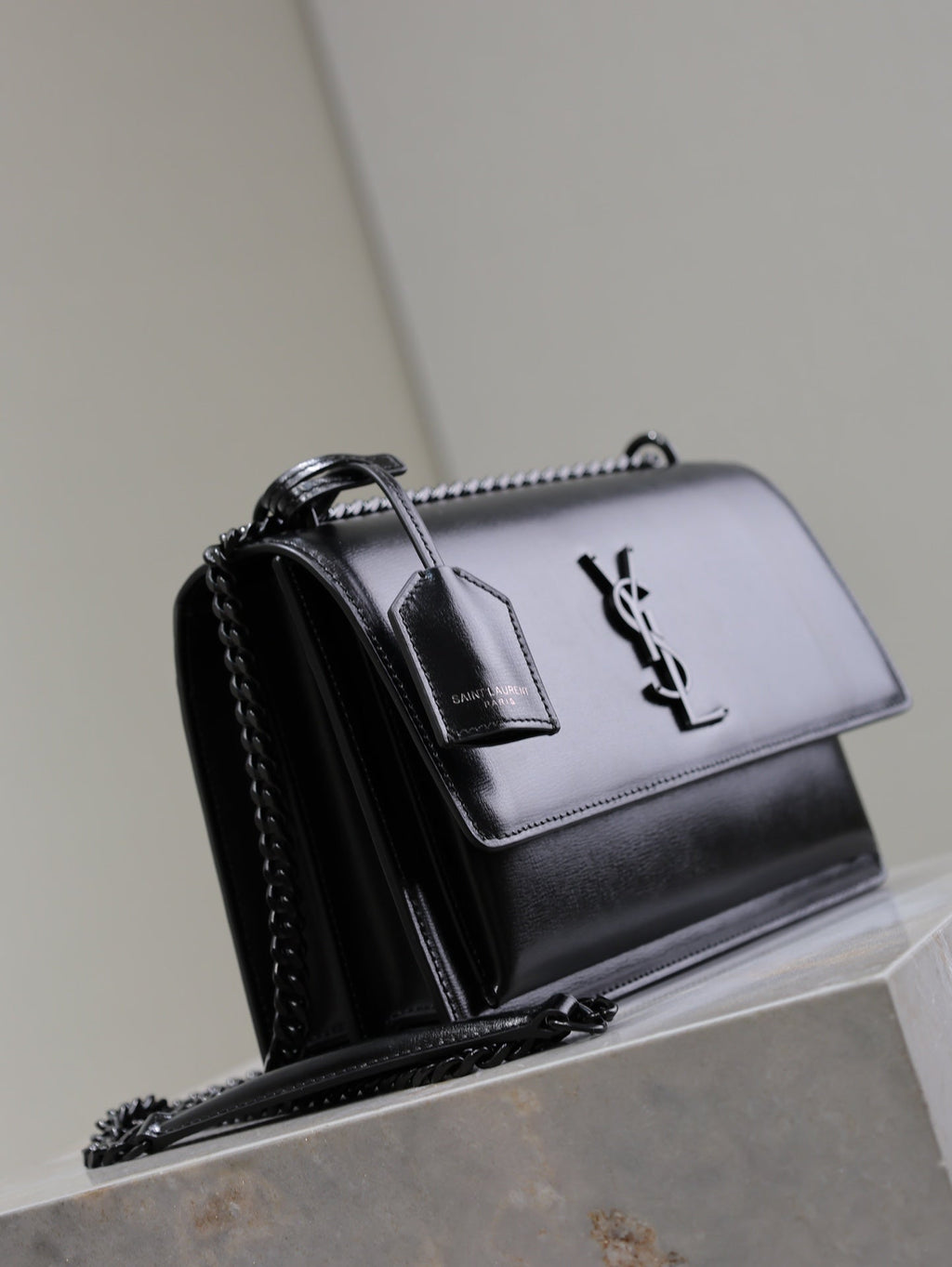 SAINT LAURENT YSL 25S SUNSET BAG 22 IN BLACK CALFSKIN BLACK HARDWARE