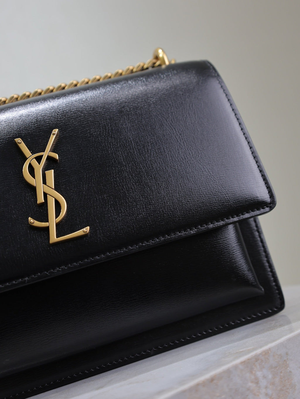 SAINT LAURENT YSL 25S SUNSET BAG 22 IN BLACK CALFSKIN GOLD HARDWRE