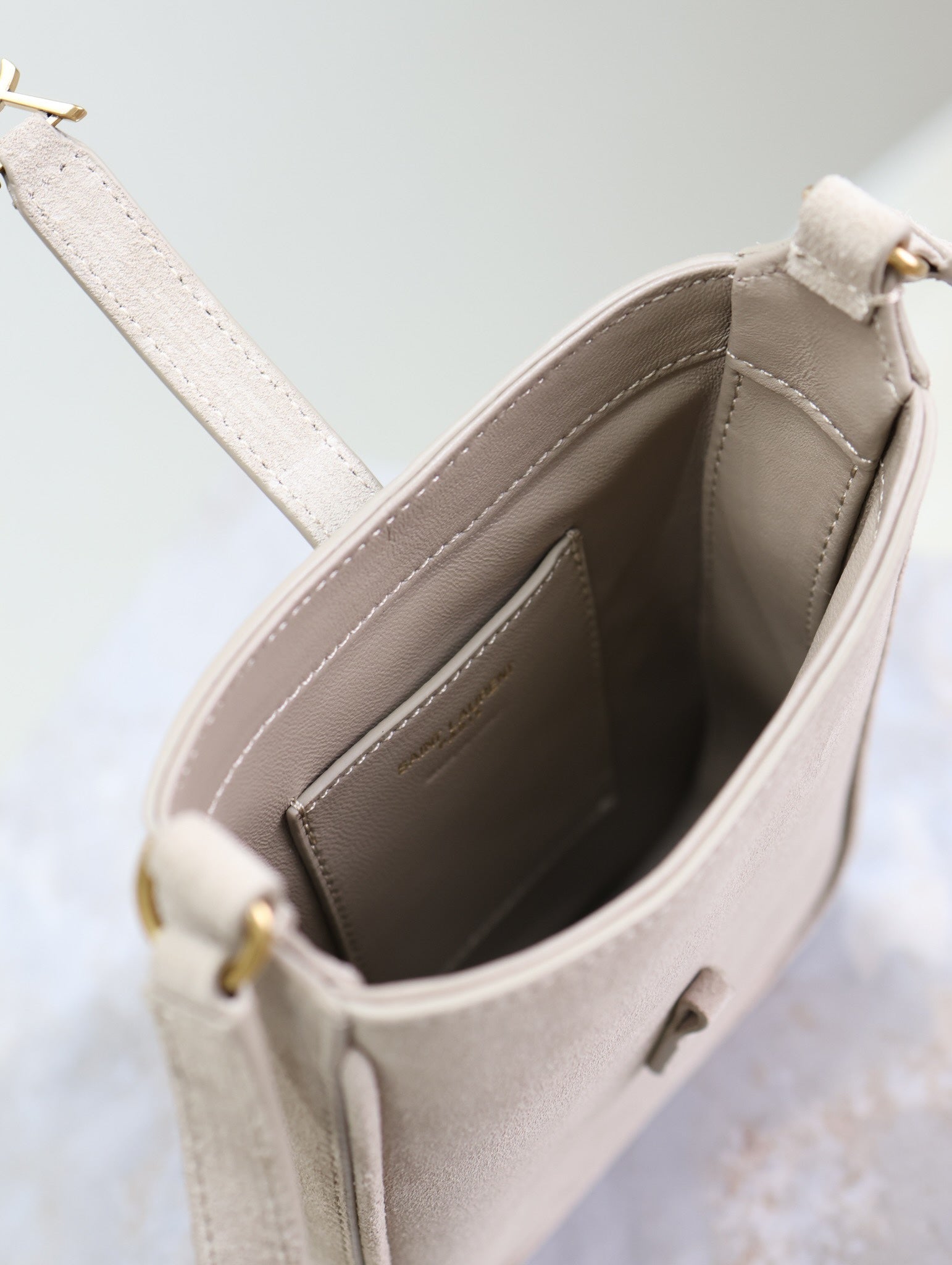 SAINT LAURENT LE 5 À 7 HOBO MINI BAG 18 IN LIGHT BROWN SUEDE COPPER HARDWARE