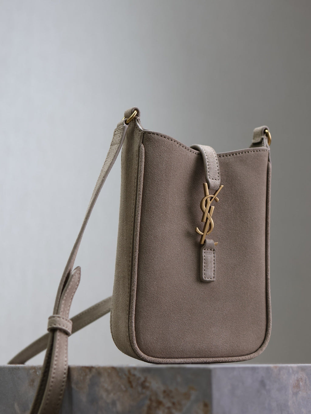 SAINT LAURENT LE 5 À 7 HOBO MINI BAG 18 IN LIGHT BROWN SUEDE COPPER HARDWARE