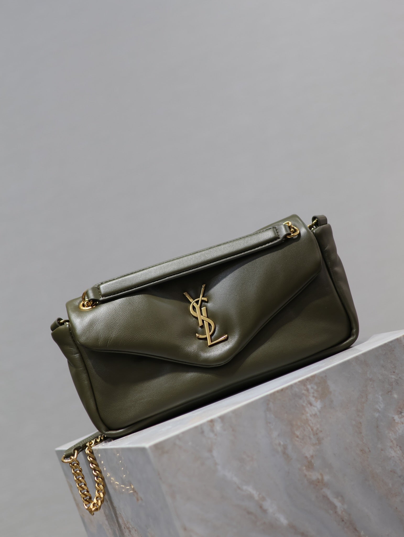SAINT LAURENT CALYPSO CHAIN BAG 26 IN ARMY GREEN SMOOTH LAMBSKIN