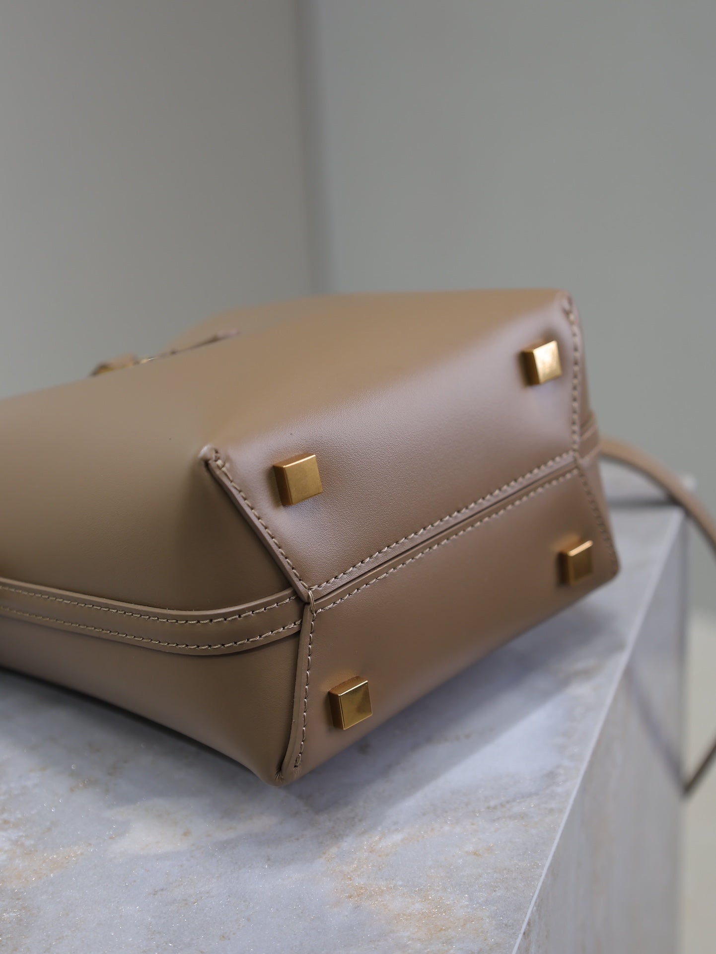 SAINT LAURENT LE 37 MINI BUCKET BAG 15 IN BROWN CALFSKIN GOLD HARDWARE