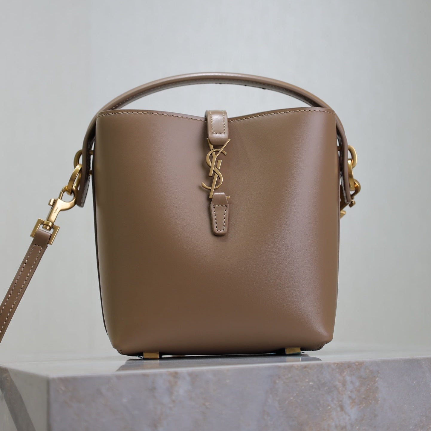 SAINT LAURENT LE 37 MINI BUCKET BAG 15 IN BROWN CALFSKIN GOLD HARDWARE