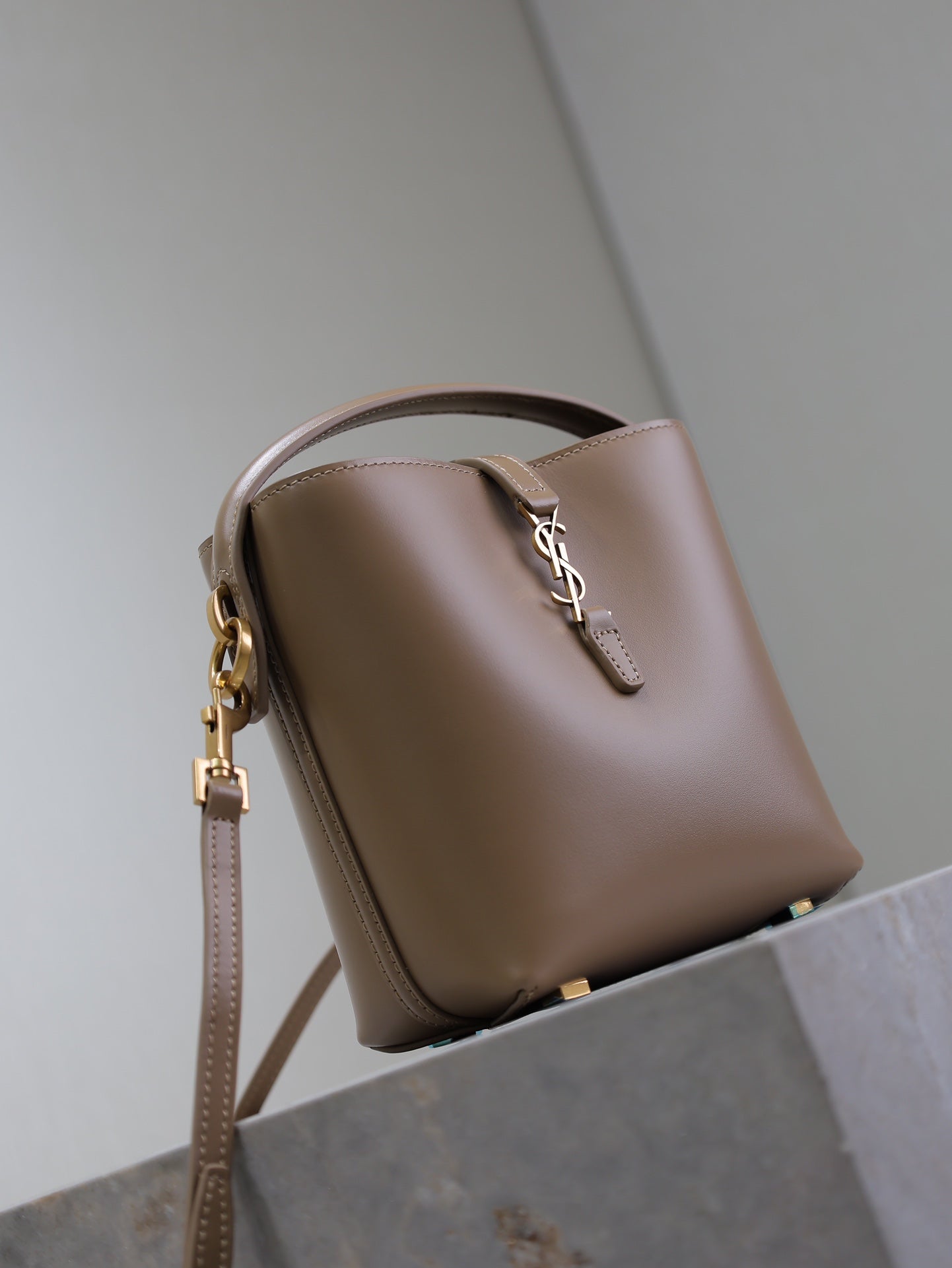 SAINT LAURENT LE 37 MINI BUCKET BAG 15 IN BROWN CALFSKIN GOLD HARDWARE