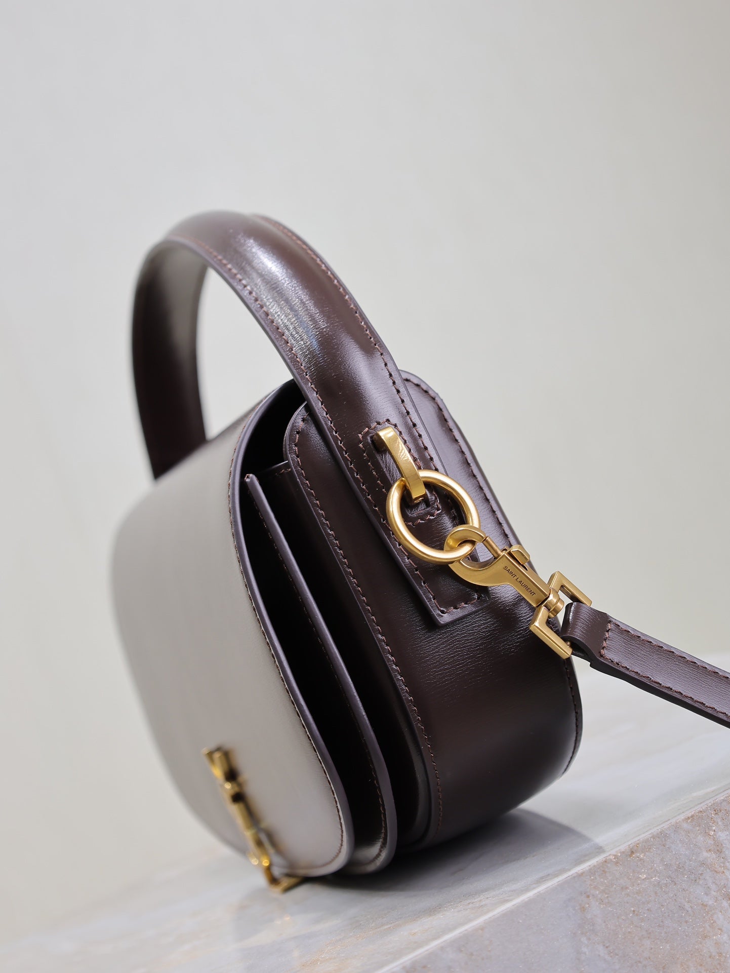 SAINT LAURENT VOLTAIRE 24 IN BRUNETTE BROWN CALFSKIN