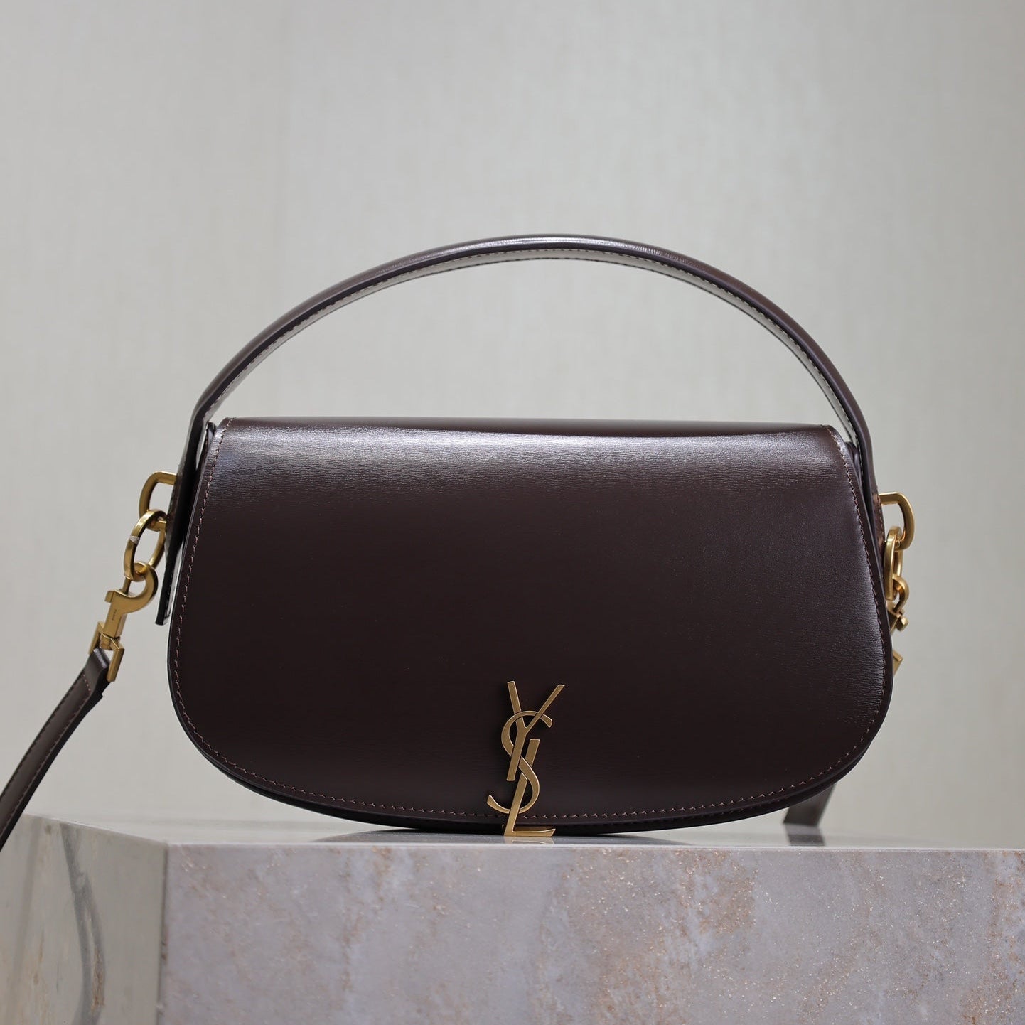 SAINT LAURENT VOLTAIRE 24 IN BRUNETTE BROWN CALFSKIN