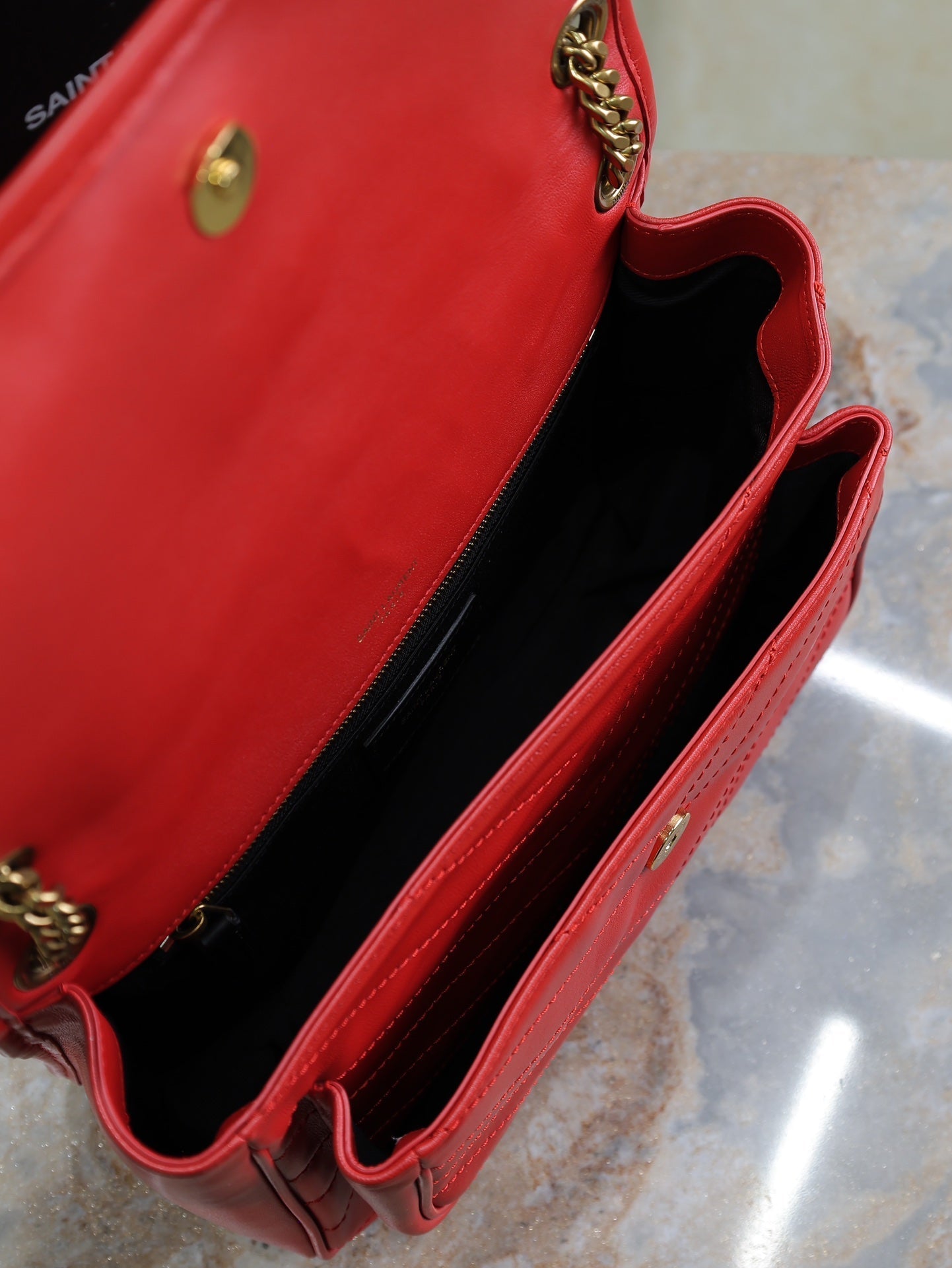 SAINT LAURENT NIKI MEDIUM 28 IN CLASSIC RED LAMBSKIN GOLD HARDWARE