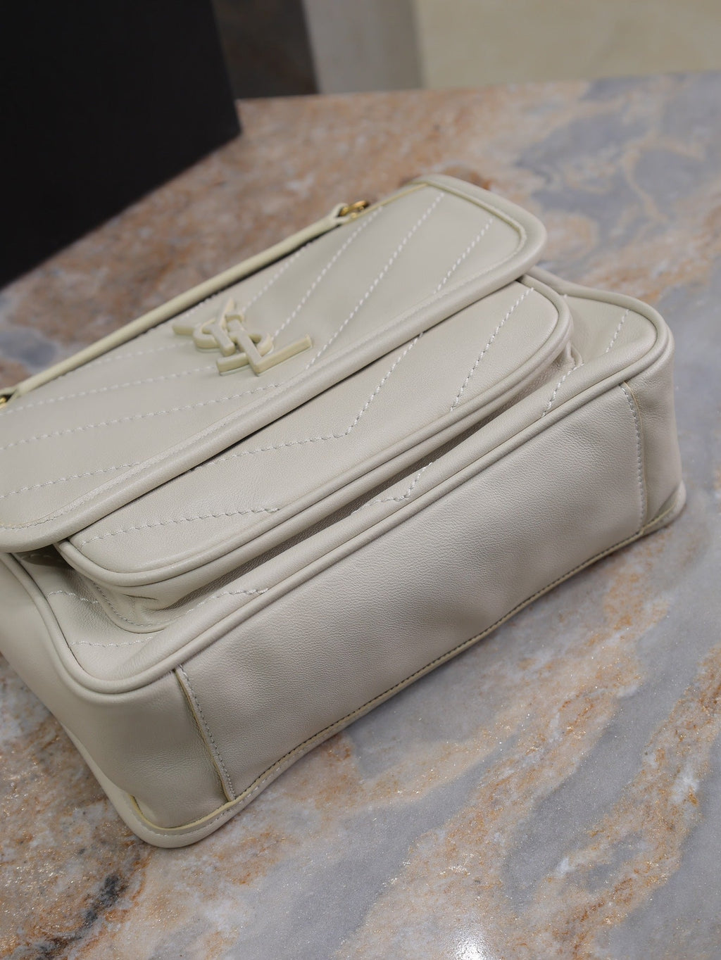 SAINT LAURENT NIKI BABY 22 IN RICE WHITE LAMBSKIN GOLD CHAIN