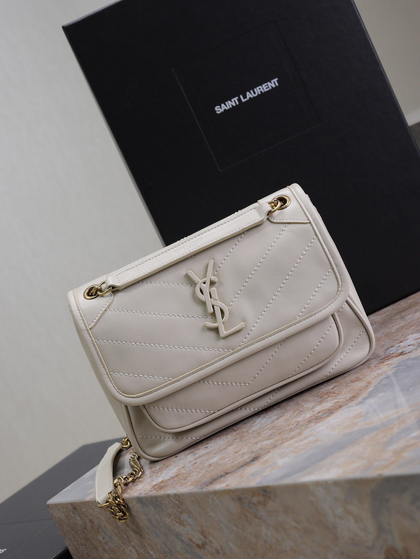 SAINT LAURENT NIKI BABY 22 IN RICE WHITE LAMBSKIN GOLD CHAIN