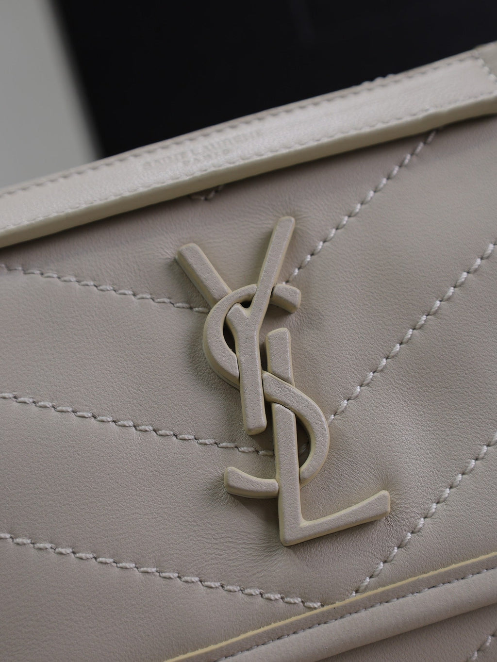 SAINT LAURENT NIKI BABY 22 IN RICE WHITE LAMBSKIN GOLD CHAIN