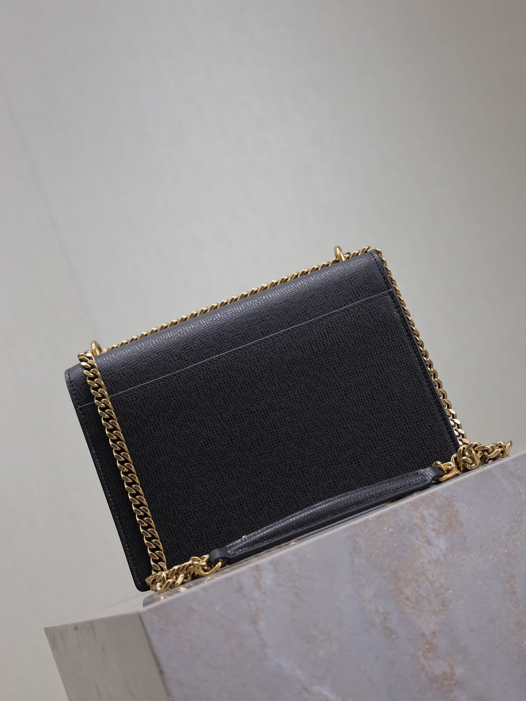 SAINT LAURENT YSL 25S SUNSET MEDIUM 22 IN BLACK GRAINED CALFSKIN GOLD HARDWRE