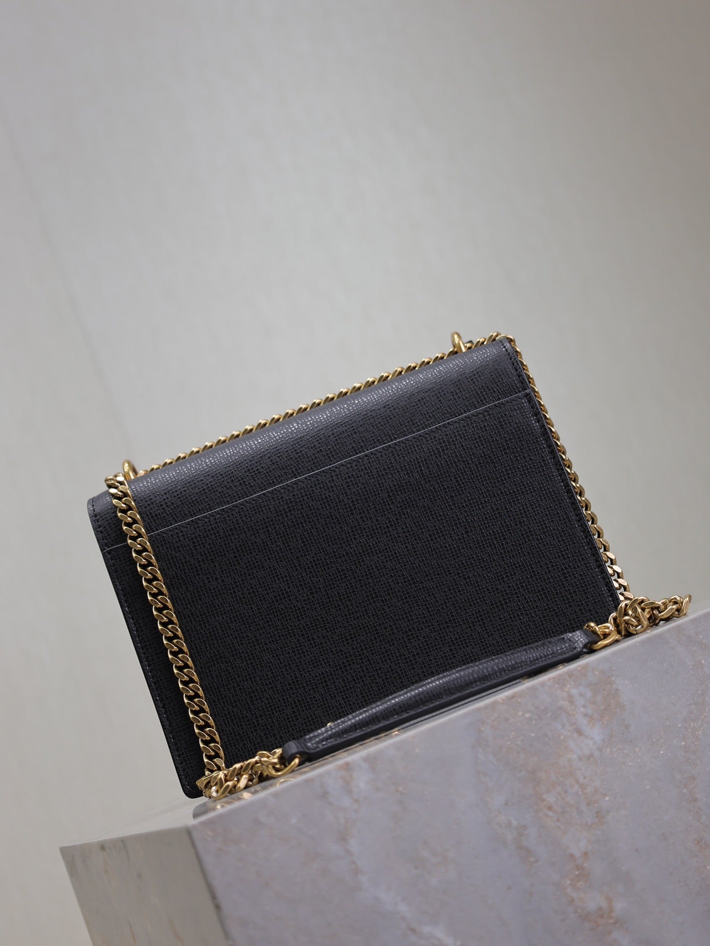 SAINT LAURENT YSL 25S SUNSET MEDIUM 22 IN BLACK GRAINED CALFSKIN GOLD HARDWRE
