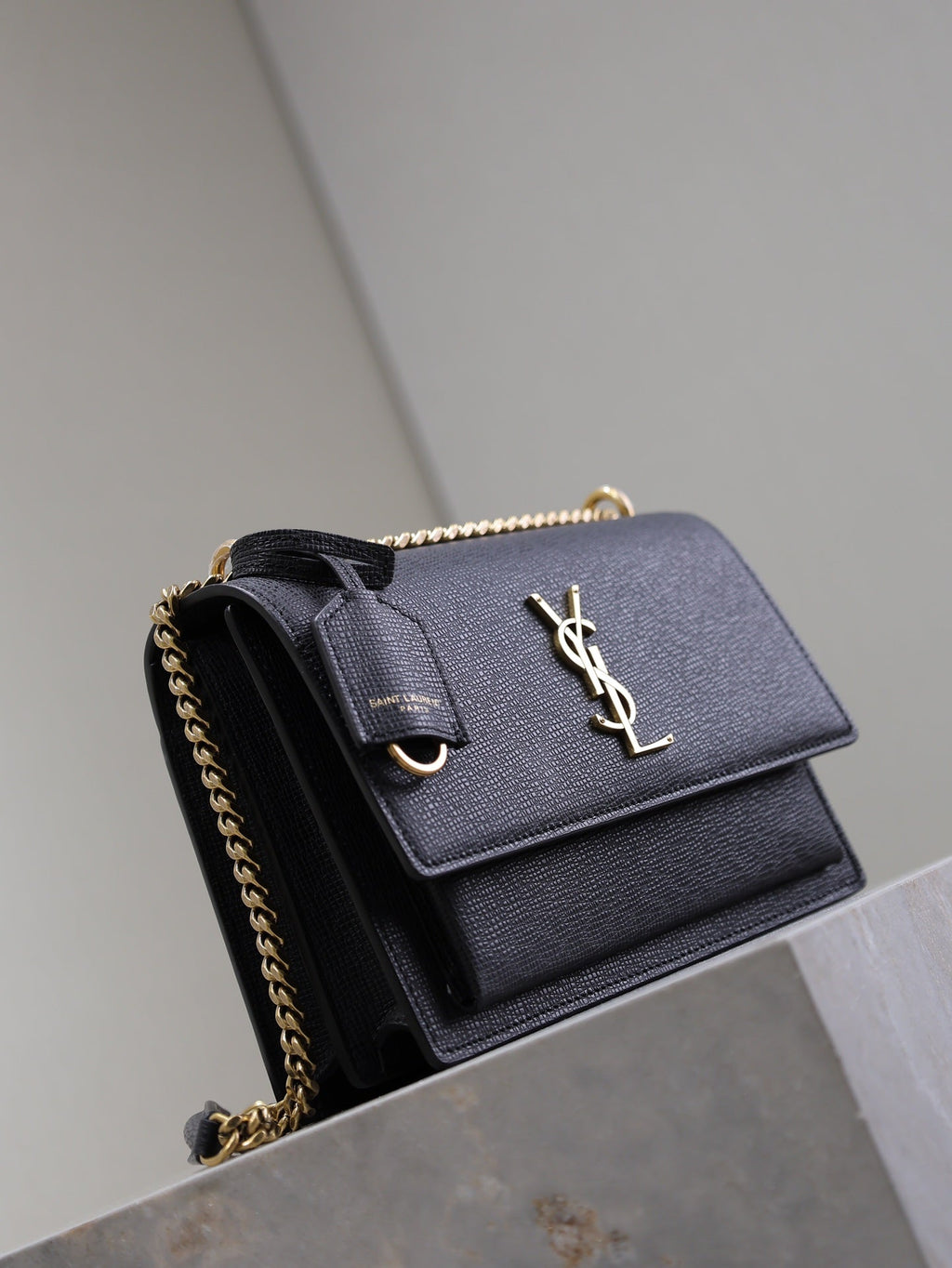 SAINT LAURENT YSL 25S SUNSET MEDIUM 22 IN BLACK GRAINED CALFSKIN GOLD HARDWRE