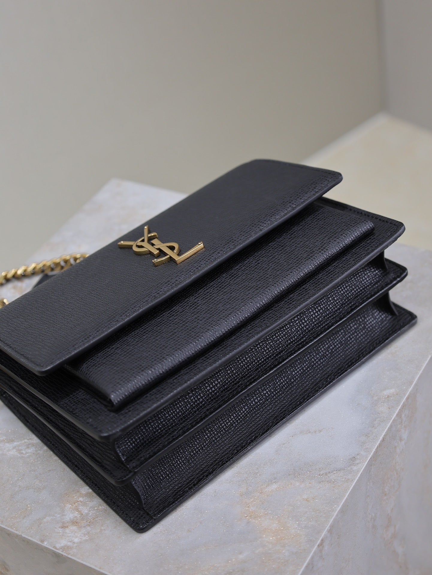 SAINT LAURENT YSL 25S SUNSET MEDIUM 22 IN BLACK GRAINED CALFSKIN GOLD HARDWRE