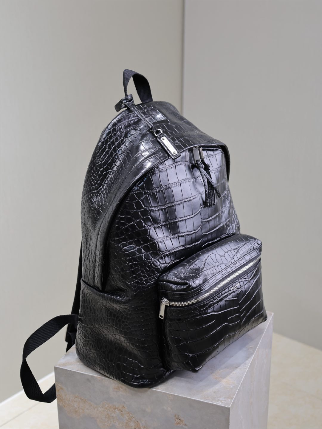 SAINT LAURENT CITY BACKPACK 38 IN BLACK CROCODILE EMBOSSED CALFSKIN