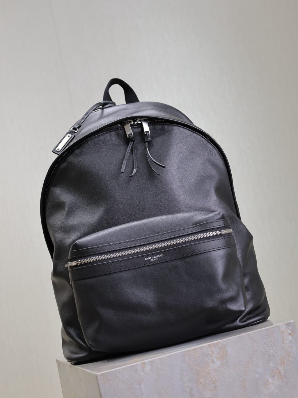 SAINT LAURENT CITY BACKPACK 38 IN BLACK CALFSKIN