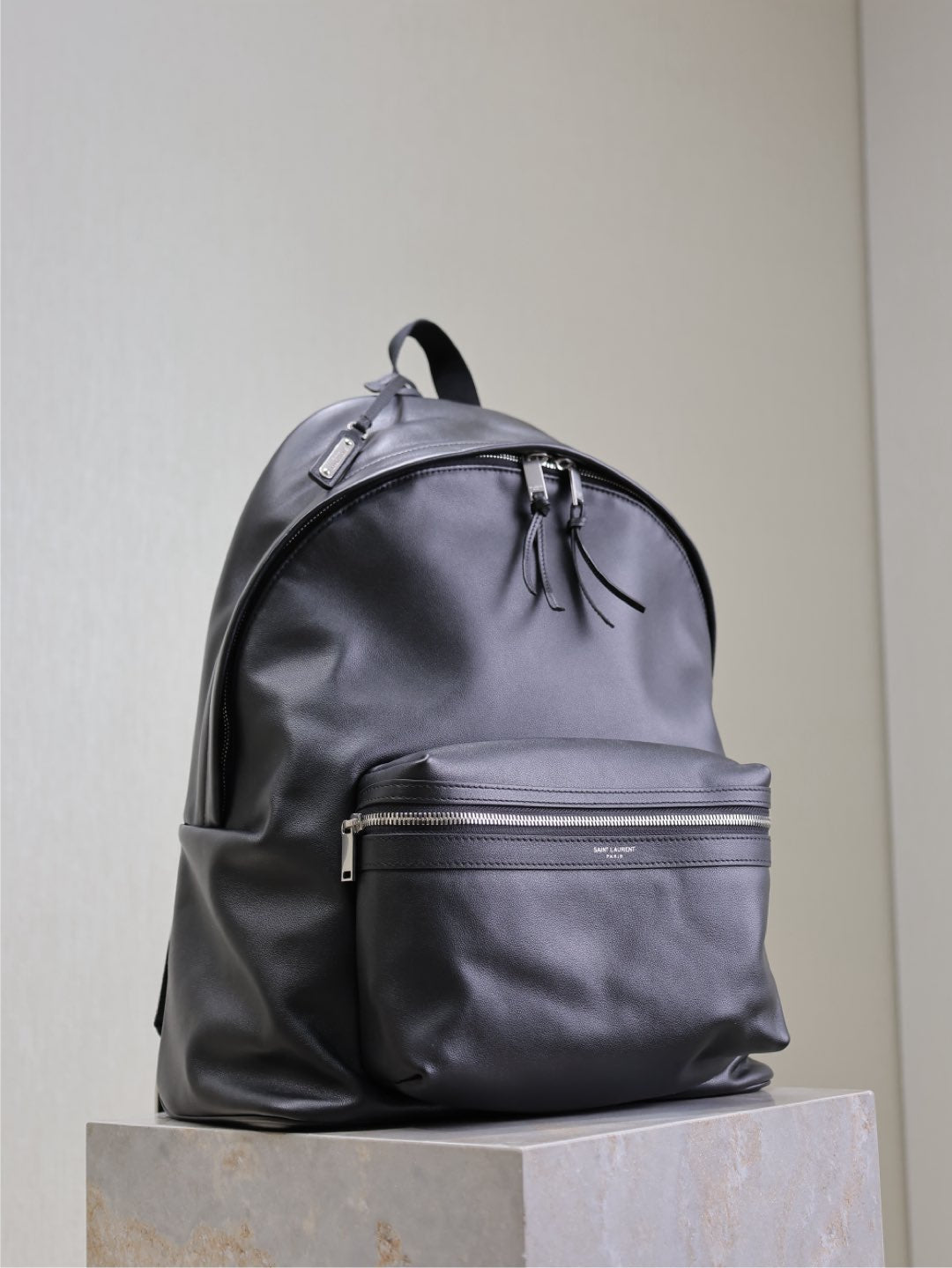 SAINT LAURENT CITY BACKPACK 38 IN BLACK CALFSKIN