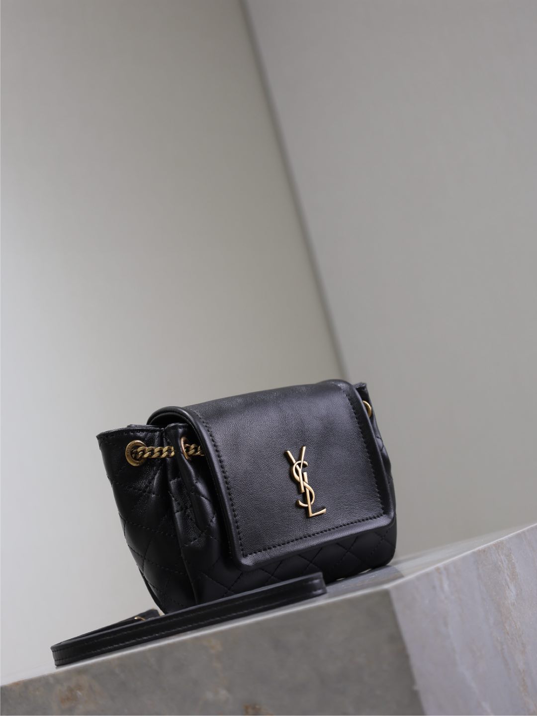 SAINT LAURENT MINI NOLITA BAG 18 IN BLACK LAMBSKIN COPPER HARDWARE