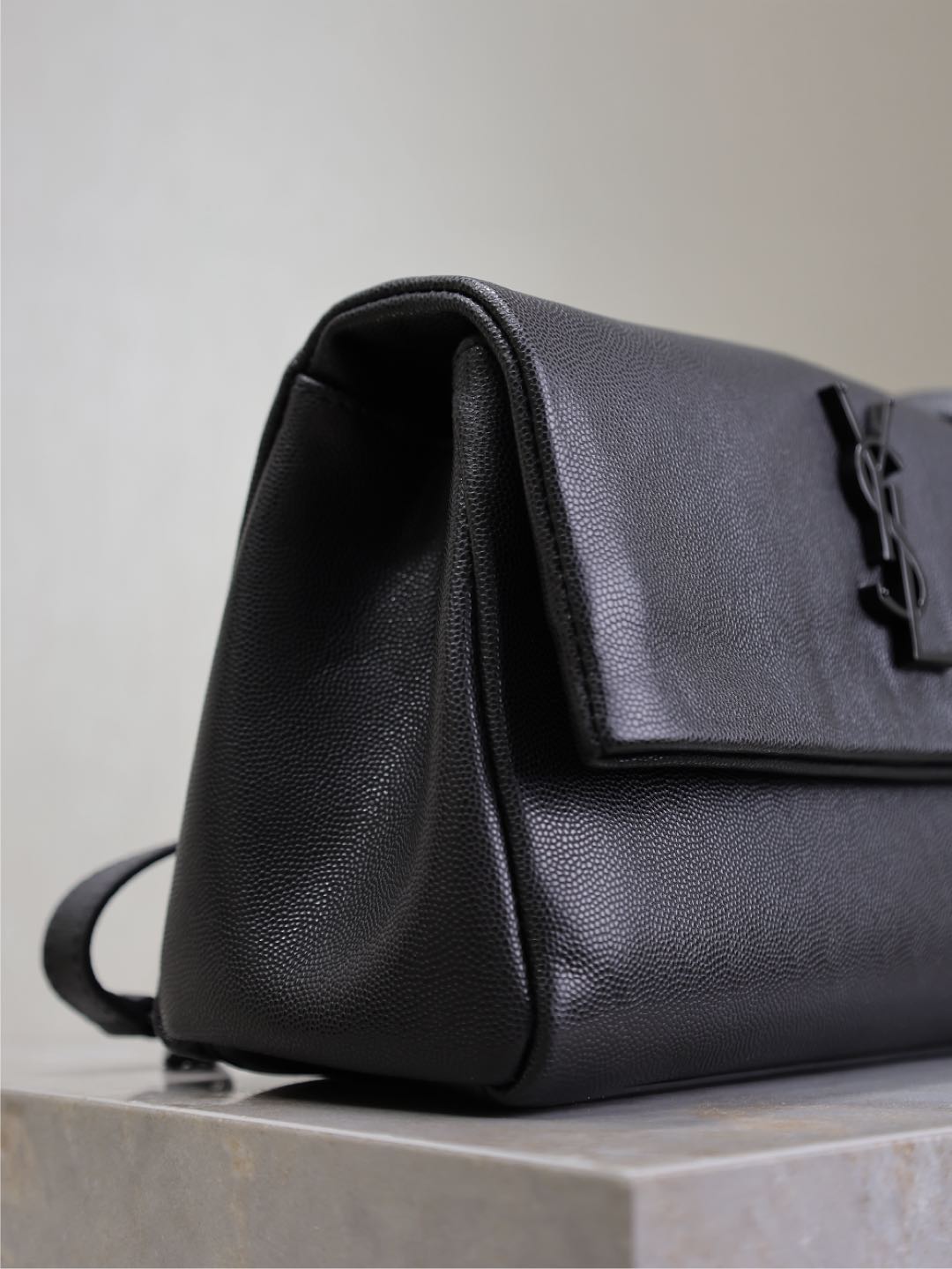 SAINT LAURENT WEST HOLLYWOOD SMALL BAG 24 IN BLACK CALFSKIN BLACK HARDWARE