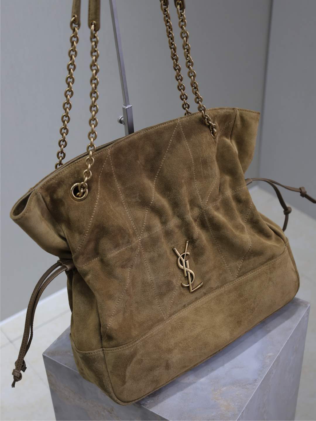 SAINT LAURENT YSL NIKI TOTE BAG 34 IN CAMEL BROWN SUEDE GOLD HARDWARE