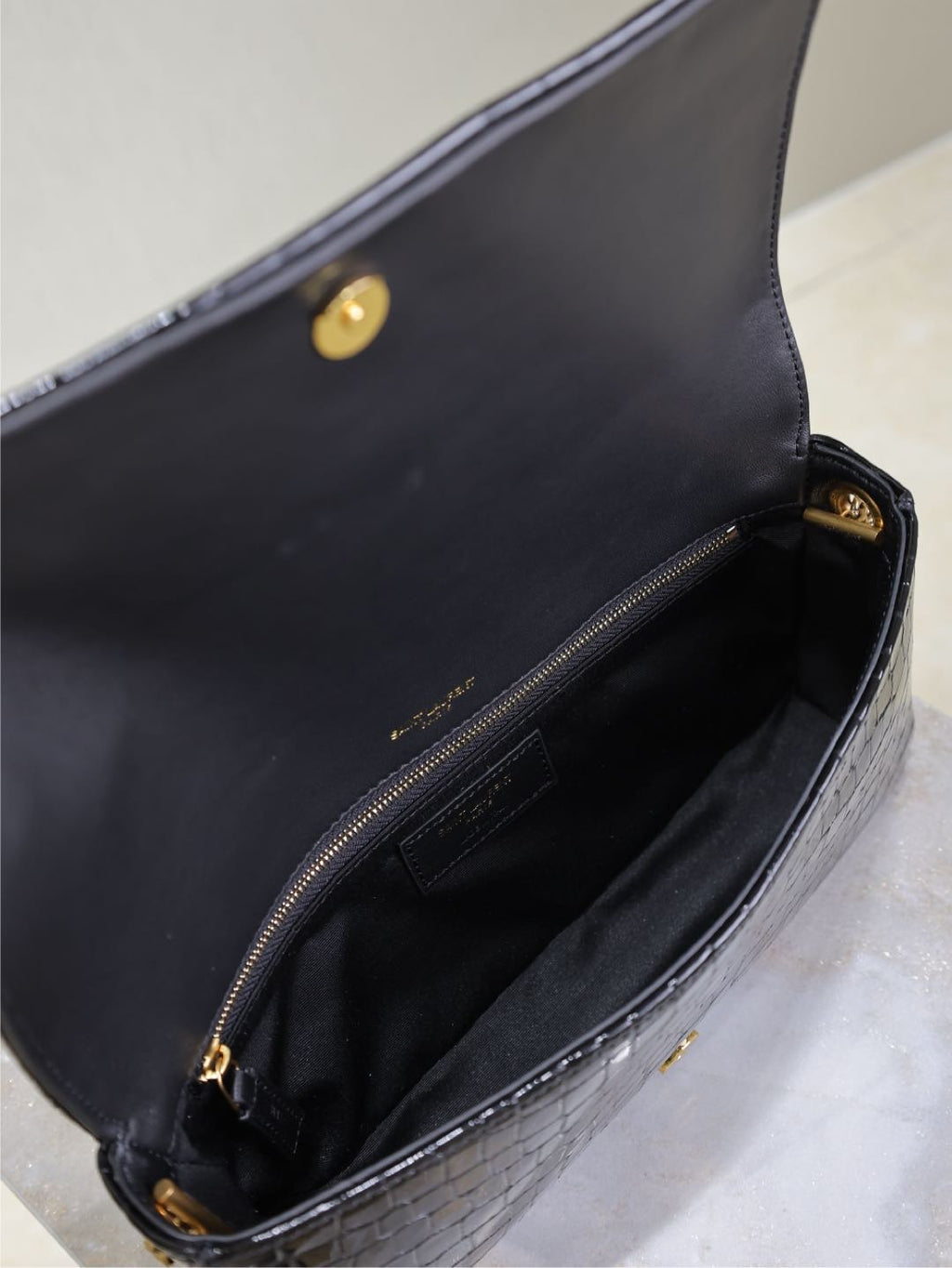 SAINT LAURENT KATE 99 MEDIUM BAG 26 IN BLACK CROCODILE-EMBOSSED CALFSKIN COPPER HARDWARE