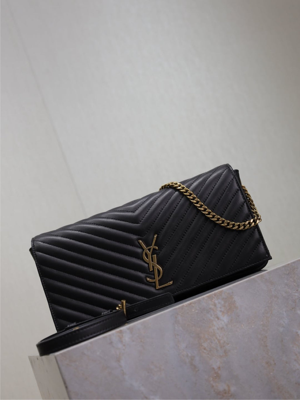 SAINT LAURENT KATE 99 MEDIUM BAG 26 IN BLACK QUILTED NAPPA CALFSKIN COPPER HARDWARE