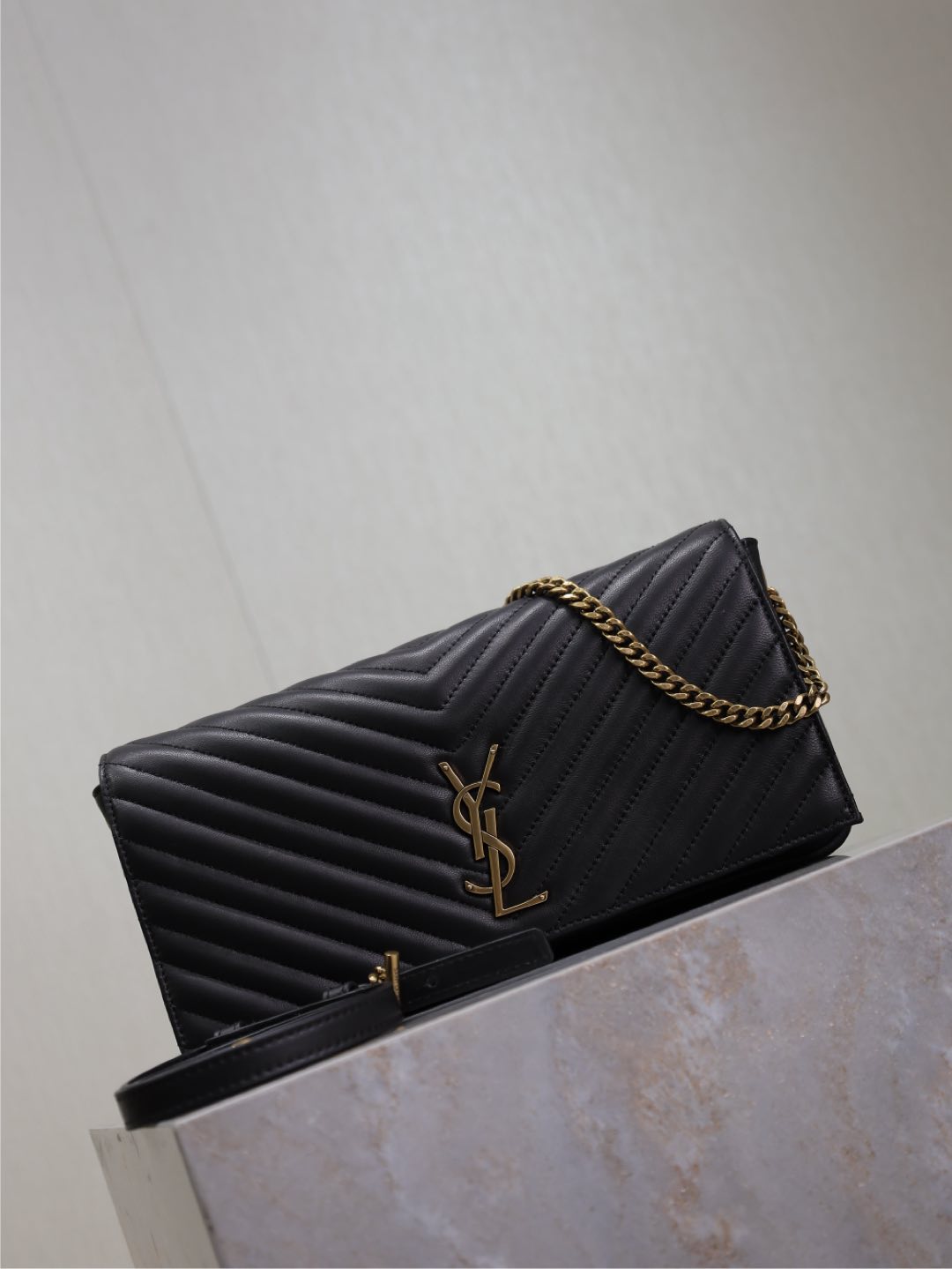 SAINT LAURENT KATE 99 MEDIUM BAG 26 IN BLACK QUILTED NAPPA CALFSKIN COPPER HARDWARE