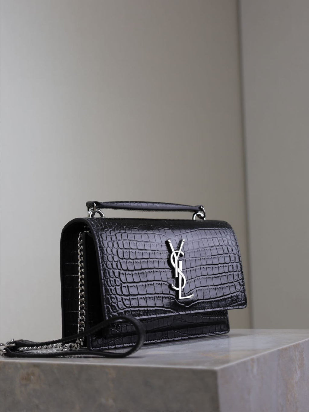 SAINT LAURENT SUNSET SMALL BAG 19 IN BLACK CROCODILE-EMBOSSED CALFSKIN SILVER HARDWARE