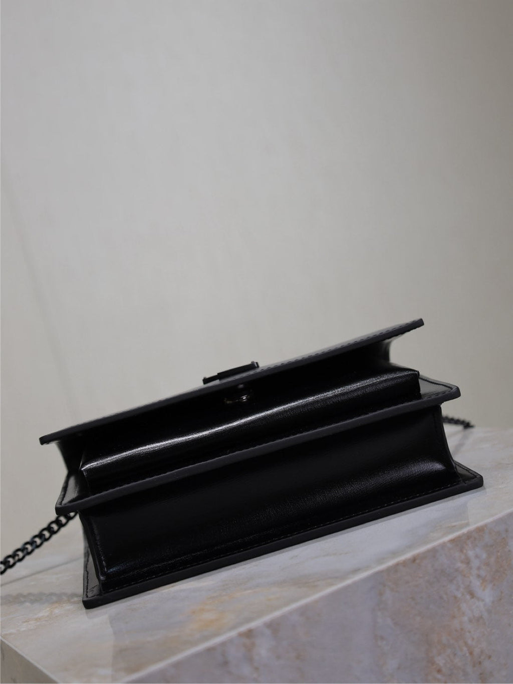 SAINT LAURENT SUNSET SMALL BAG 19 IN BLACK CALFSKIN BLACK HARDWARE
