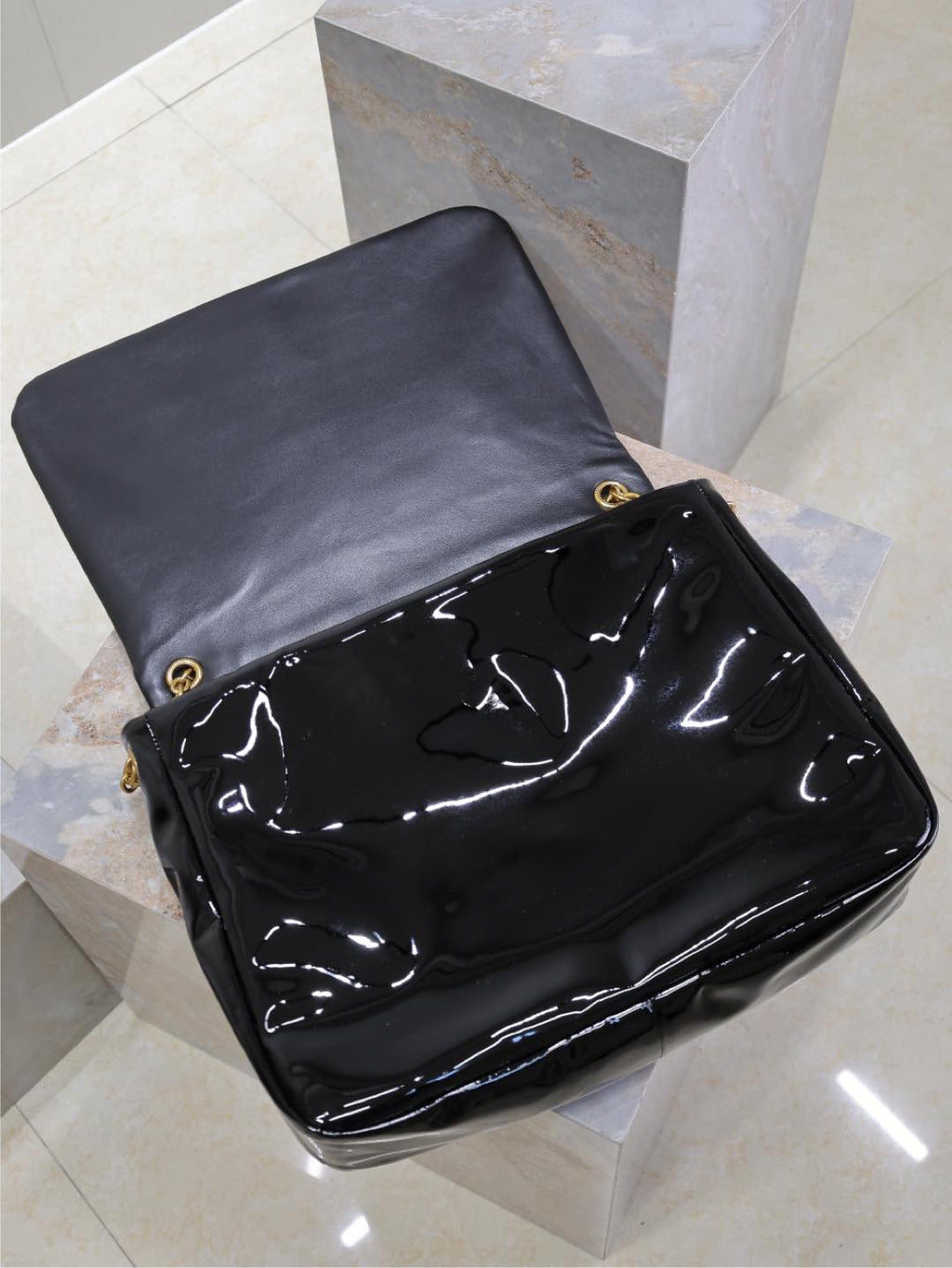 SAINT LAURENT JAMIE 4.3 LARGE BAG 43 IN BLACK PATENT LAMBSKIN GOLD HARDWARE